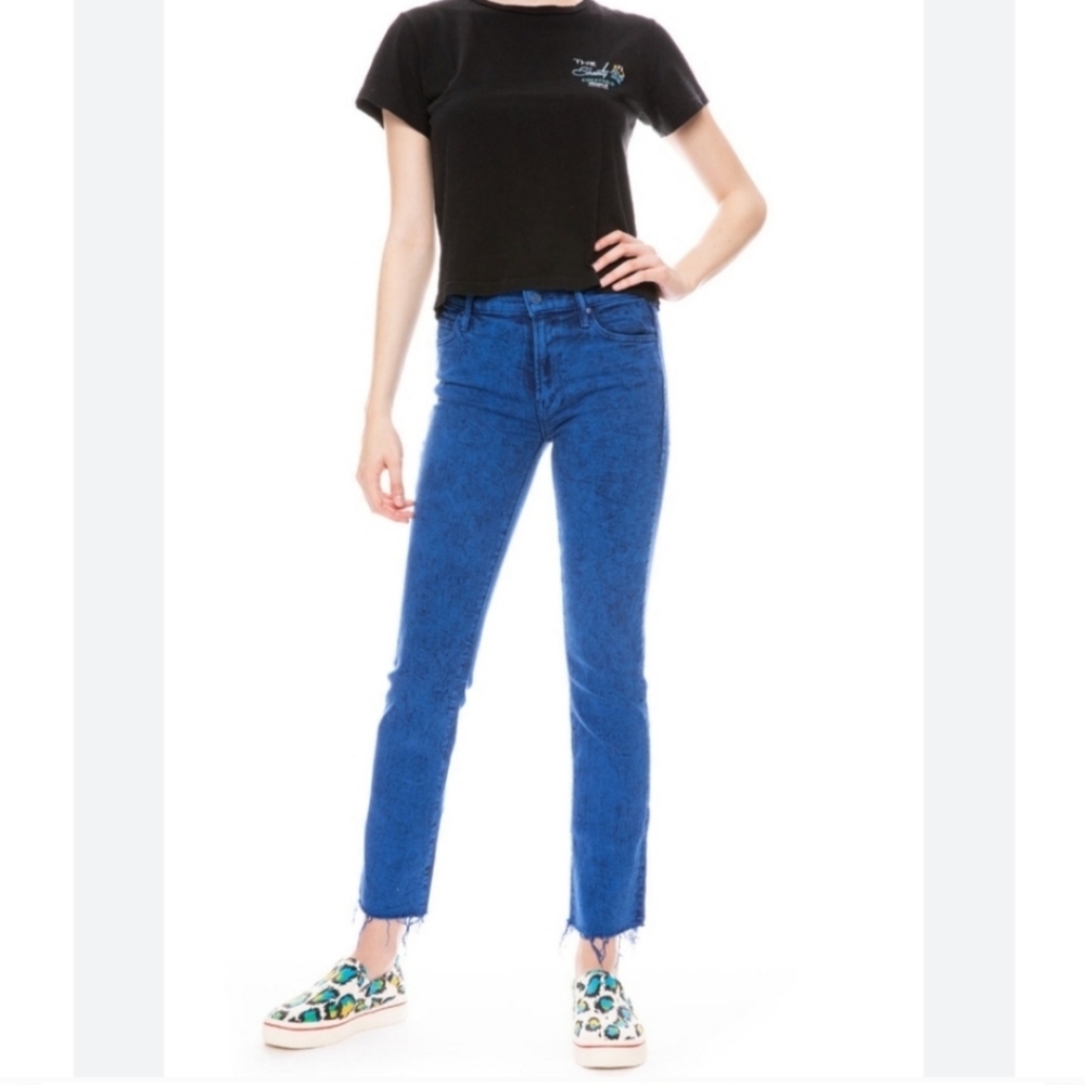 MOTHER The Rascal Ankle Fray Jeans - Picture 6 of 16